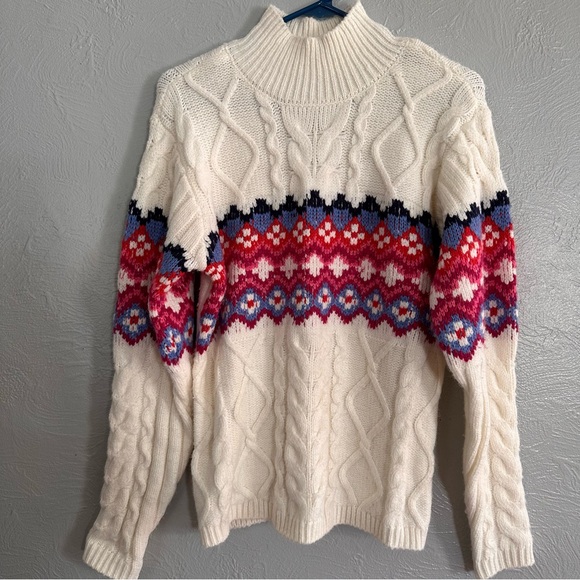 St. John's Bay Sweaters - St. John's Bay Turtleneck Sweater, Size L